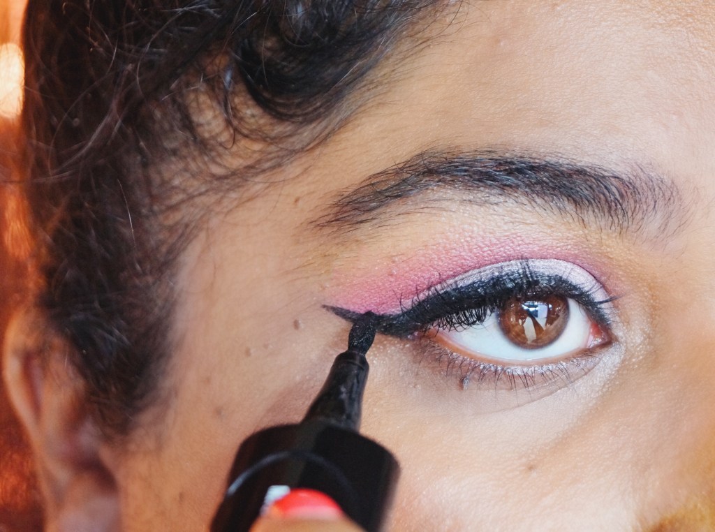 COMMENT RÉUSSIR SON TRAIT D&rsquo;EYELINER ?/ HOW TO APPLY PERFECTLY YOUR EYELINER ? |&nbsp;TUTORIAL