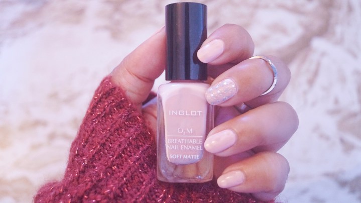 COMMENT FAIRE SÉCHER SON VERNIS RAPIDEMENT ET NATURELLEMENT EN QUELQUES SECONDE ?