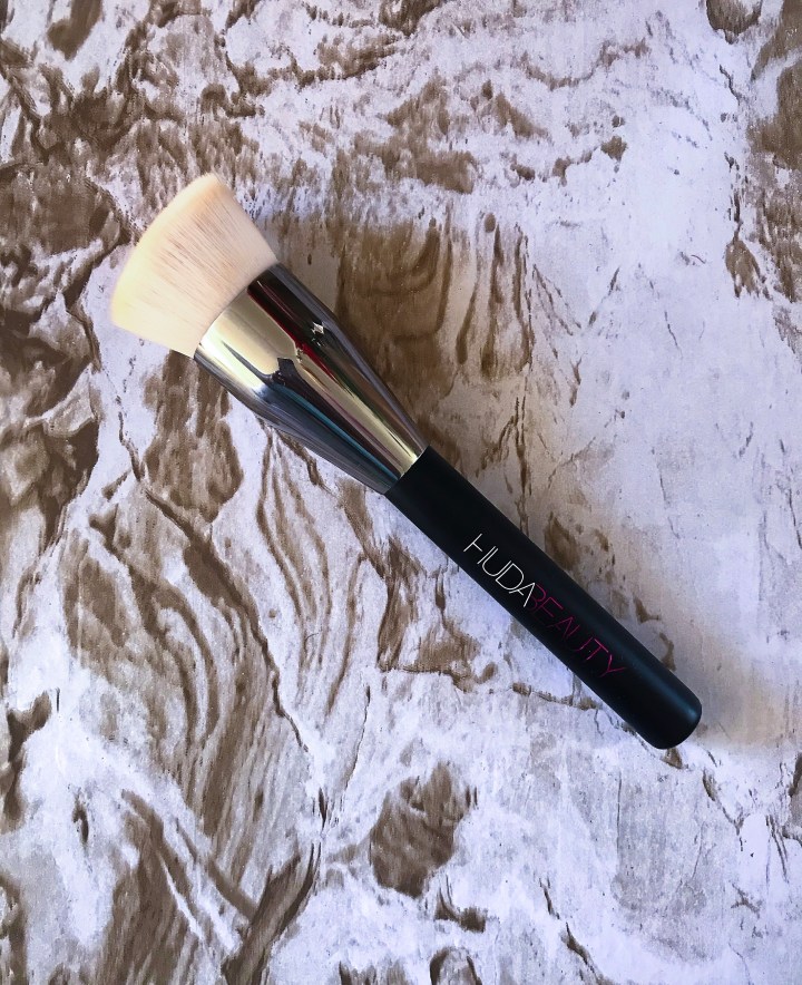 HUDA BEAUTY ÇA EN VAUT LA PEINE ?! / IS HUDA BEAUTY WORTH IT ?!