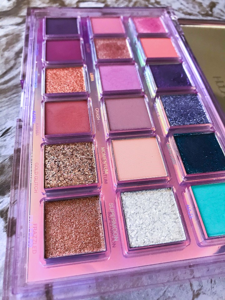 HUDA BEAUTY ÇA EN VAUT LA PEINE ?! / IS HUDA BEAUTY WORTH IT ?!