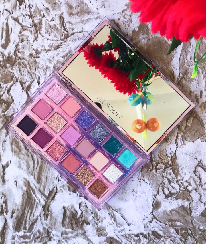 HUDA BEAUTY ÇA EN VAUT LA PEINE ?! / IS HUDA BEAUTY WORTH IT ?!