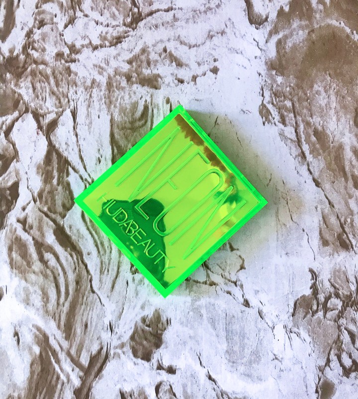 HUDA BEAUTY ÇA EN VAUT LA PEINE ?! / IS HUDA BEAUTY WORTH IT ?!