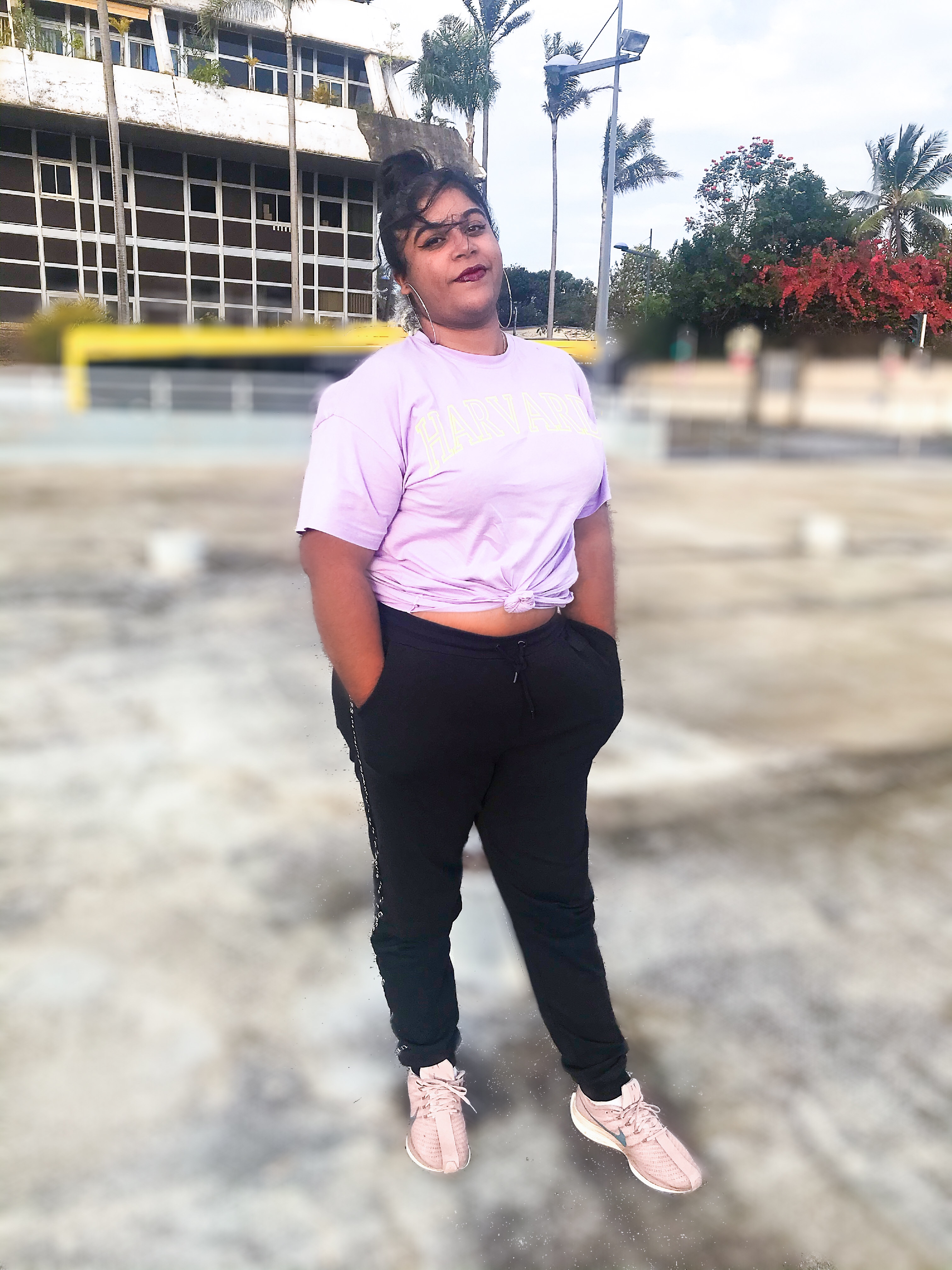 COMMENT ÊTRE CHIC EN BASKETS & JOGGING ? / HOW TO BE CHIC WEARING A PAIR OF SNEAKERS &amp; JOGGING ?